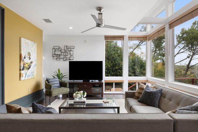 7504 Anaqua DR, Austin, TX 78750