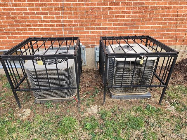 3 Bruce Drive, Florissant, MO 63031