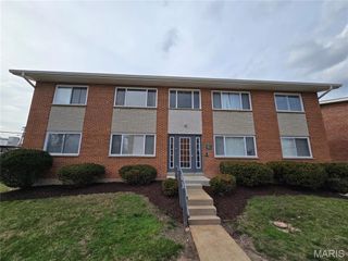 3 Bruce Drive, Florissant, MO 63031