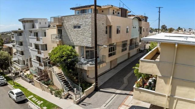 1415 Butler 1, Los Angeles, CA 90025