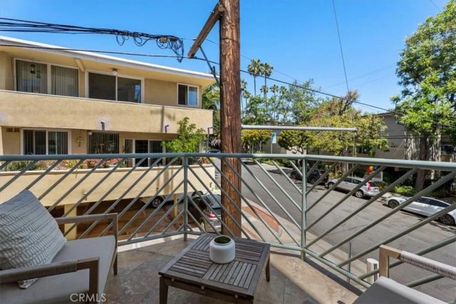 1415 Butler 1, Los Angeles, CA 90025