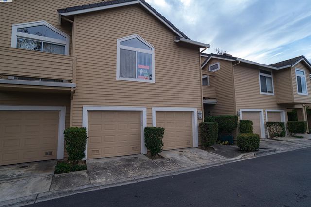 5176 Tacoma Cmn, Fremont, CA 94555