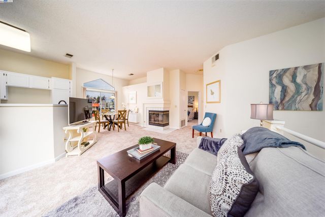 5176 Tacoma Cmn, Fremont, CA 94555