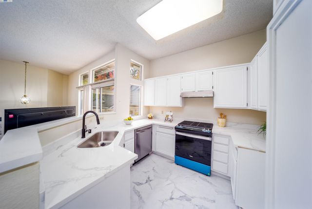 5176 Tacoma Cmn, Fremont, CA 94555