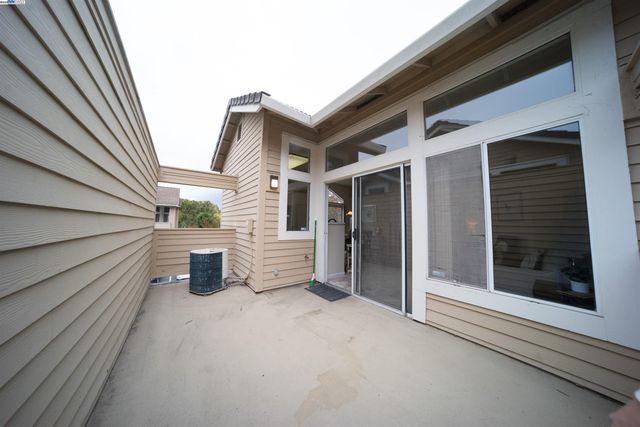 5176 Tacoma Cmn, Fremont, CA 94555