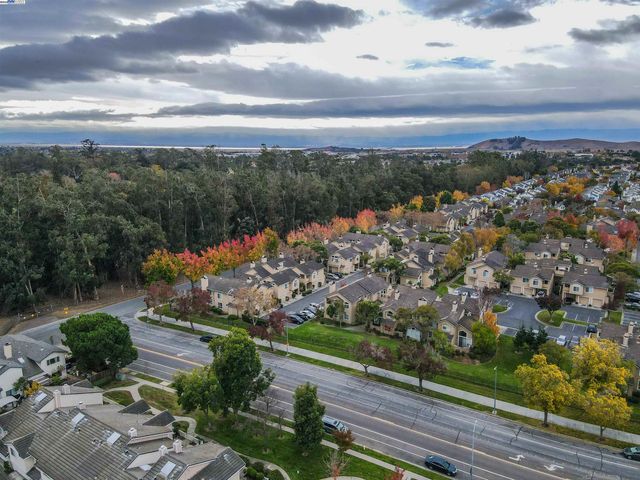 5176 Tacoma Cmn, Fremont, CA 94555