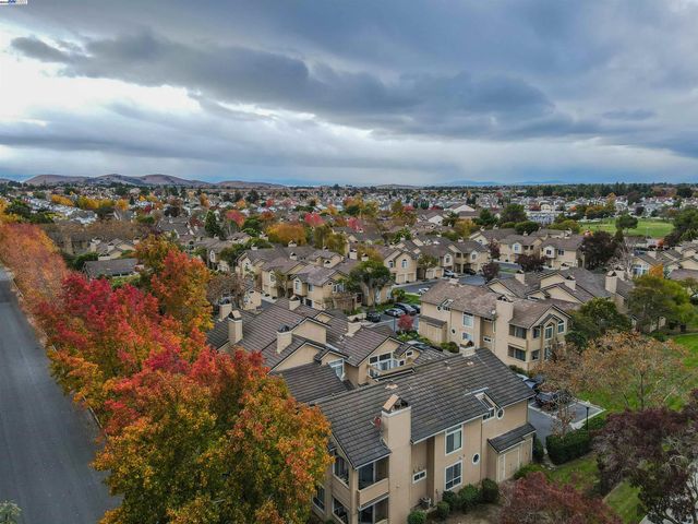 5176 Tacoma Cmn, Fremont, CA 94555
