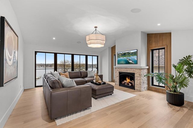 254 Lake Street, Excelsior, MN 55331