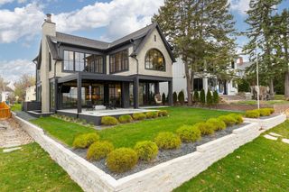 254 Lake Street, Excelsior, MN 55331