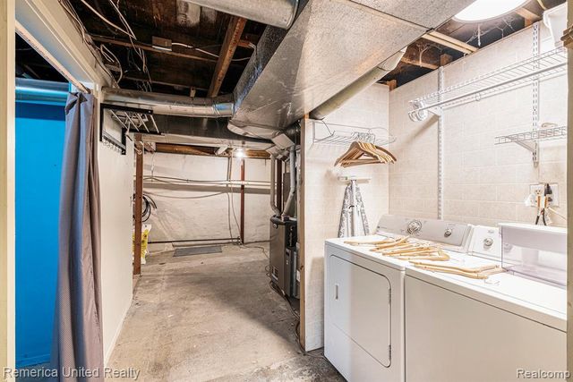 12237 Dalhart Drive, Fenton, MI 48430