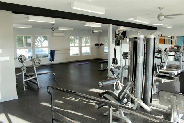 21851 Newland 204, Huntington Beach, CA 92646