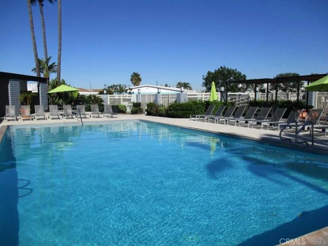 21851 Newland 204, Huntington Beach, CA 92646