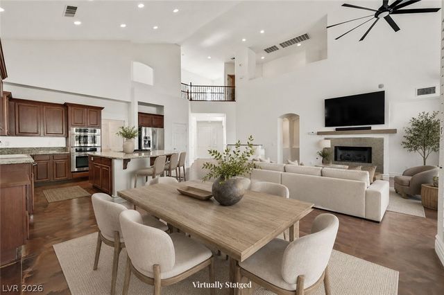 834 Roseberry Drive, Las Vegas, NV 89138