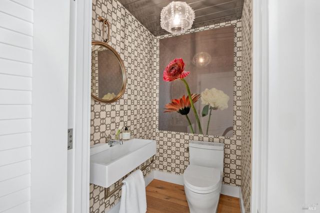 27 West Shore Rd, Belvedere, CA 94920