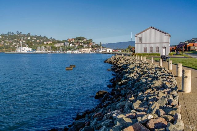 27 West Shore Rd, Belvedere, CA 94920