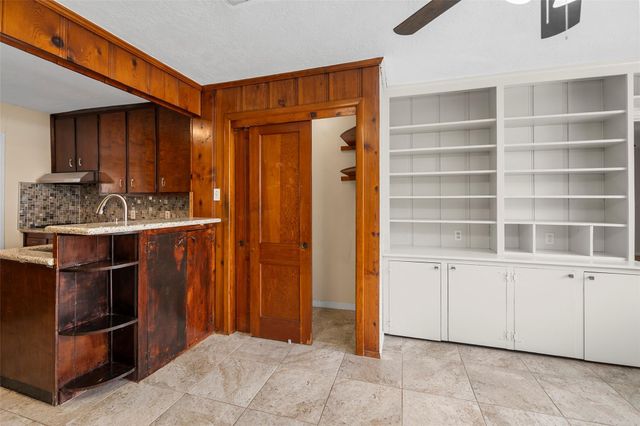 4111 Law Street, West University Place, TX 77005