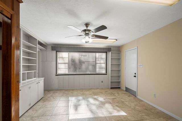 4111 Law Street, West University Place, TX 77005