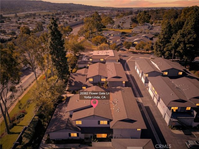 20362 #10 Flower Gate, Yorba Linda, CA 92886