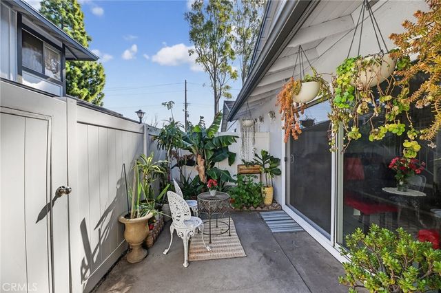 20362 #10 Flower Gate, Yorba Linda, CA 92886