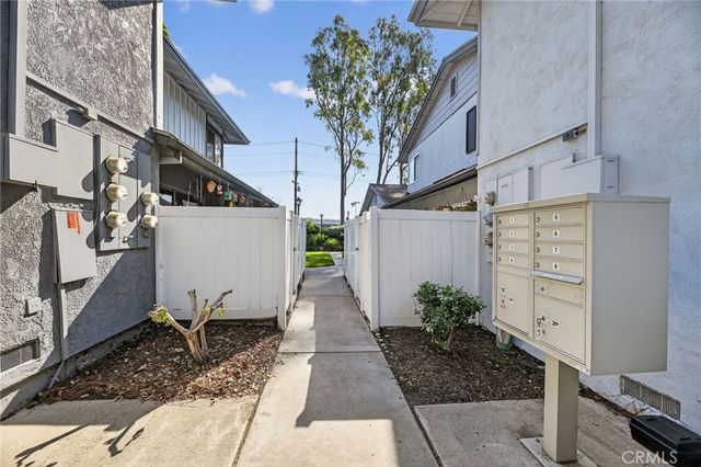 20362 #10 Flower Gate, Yorba Linda, CA 92886