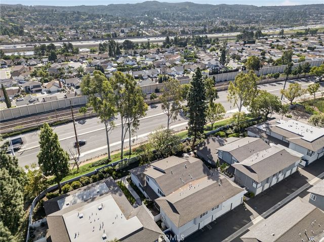 20362 #10 Flower Gate, Yorba Linda, CA 92886