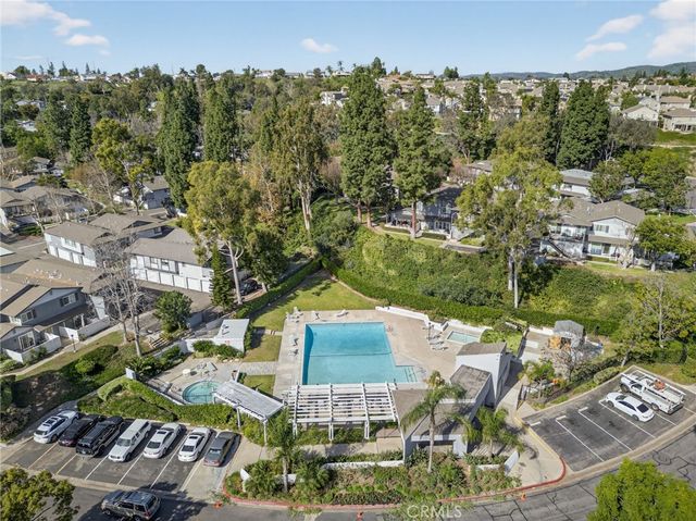 20362 #10 Flower Gate, Yorba Linda, CA 92886