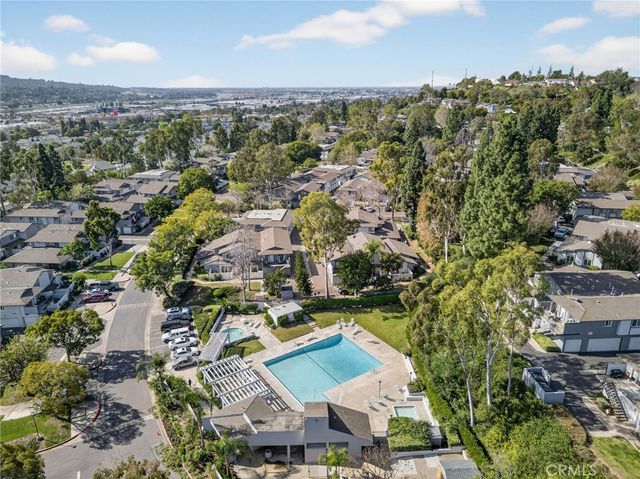 20362 #10 Flower Gate, Yorba Linda, CA 92886