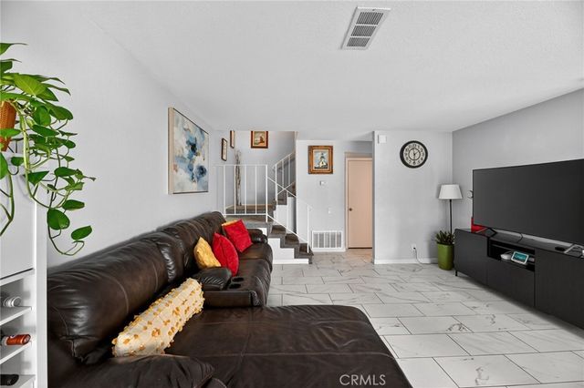 20362 #10 Flower Gate, Yorba Linda, CA 92886