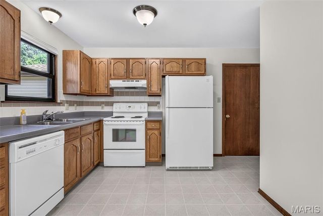 101 Lydia, Festus, MO 63028