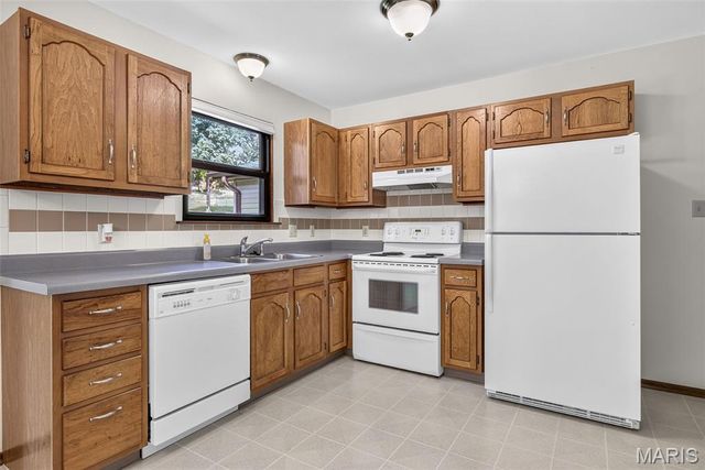 101 Lydia, Festus, MO 63028