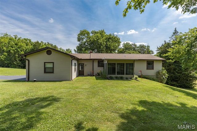 101 Lydia, Festus, MO 63028