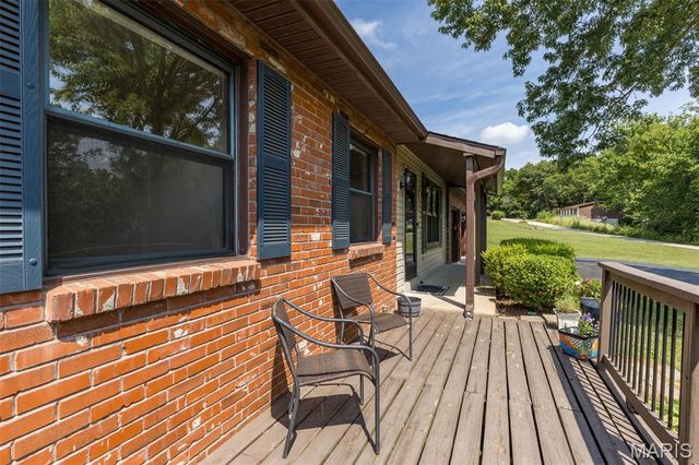 101 Lydia, Festus, MO 63028