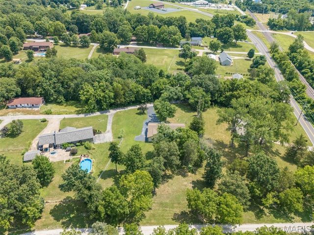 101 Lydia, Festus, MO 63028