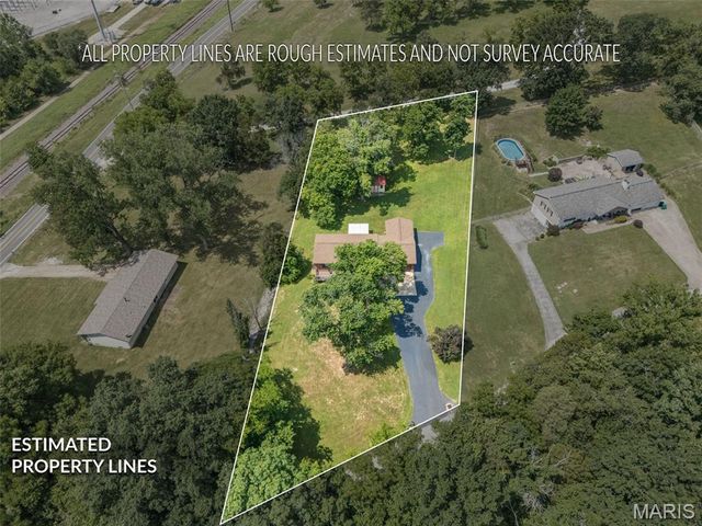 101 Lydia, Festus, MO 63028