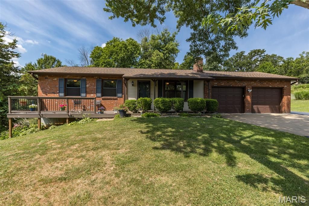101 Lydia, Festus, MO 63028