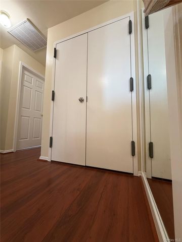 291 Surf Drive 214B, Bronx, NY 10473