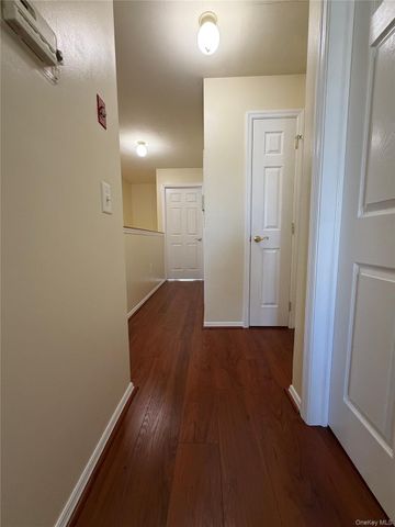 291 Surf Drive 214B, Bronx, NY 10473