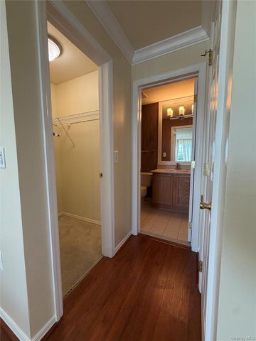 291 Surf Drive 214B, Bronx, NY 10473