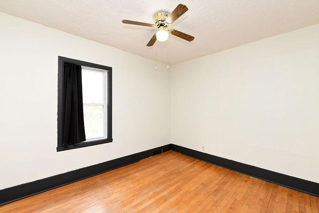 1533 16th Street S, Fargo, ND 58103