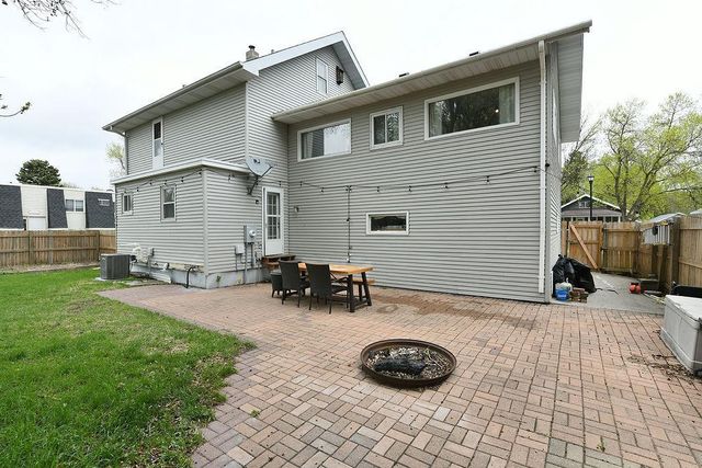 1533 16th Street S, Fargo, ND 58103