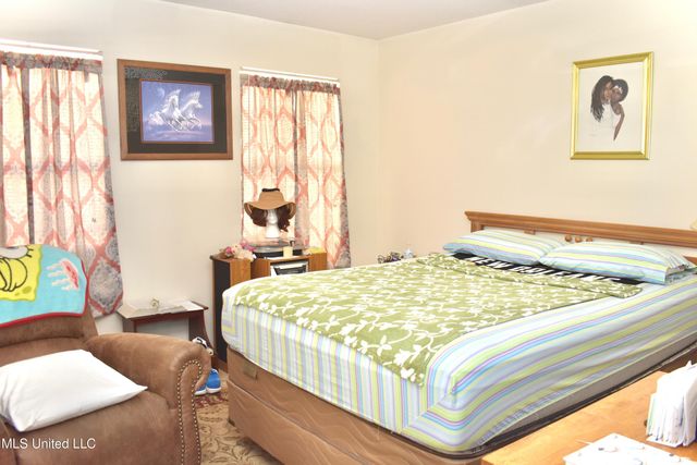 2207 15th Avenue, A And B, Gulfport, MS 39501