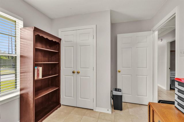 906 Juniper Court Court, Tomball, TX 77375