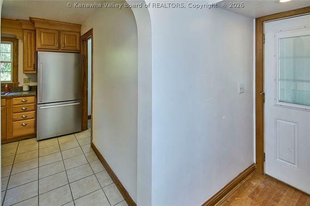 140 Swarthmore Avenue, Charleston, WV 25302