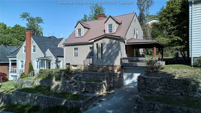 140 Swarthmore Avenue, Charleston, WV 25302