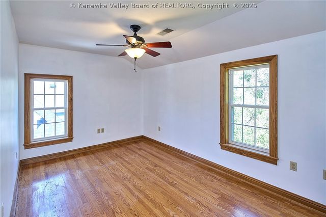 140 Swarthmore Avenue, Charleston, WV 25302
