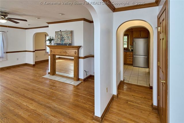140 Swarthmore Avenue, Charleston, WV 25302