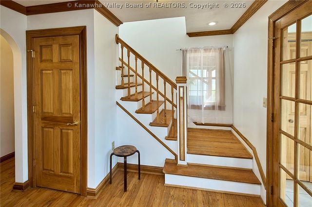 140 Swarthmore Avenue, Charleston, WV 25302