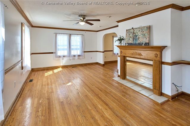 140 Swarthmore Avenue, Charleston, WV 25302