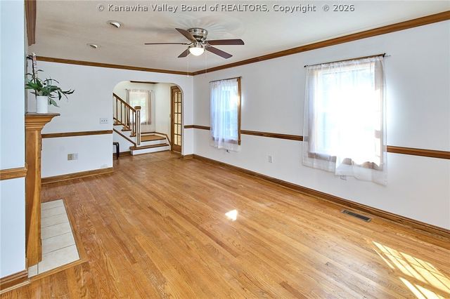 140 Swarthmore Avenue, Charleston, WV 25302