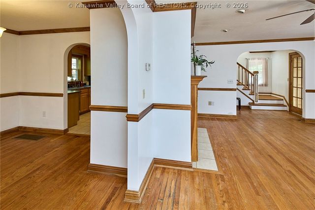 140 Swarthmore Avenue, Charleston, WV 25302